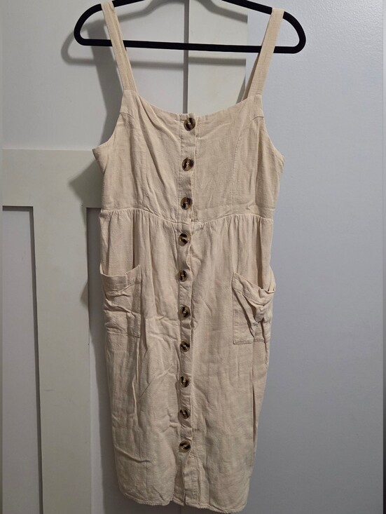 The Main Street Exchange Dresses & Skirts - Main Street Exchange - Sleeveless Cream Button-Front Dress with Pockets